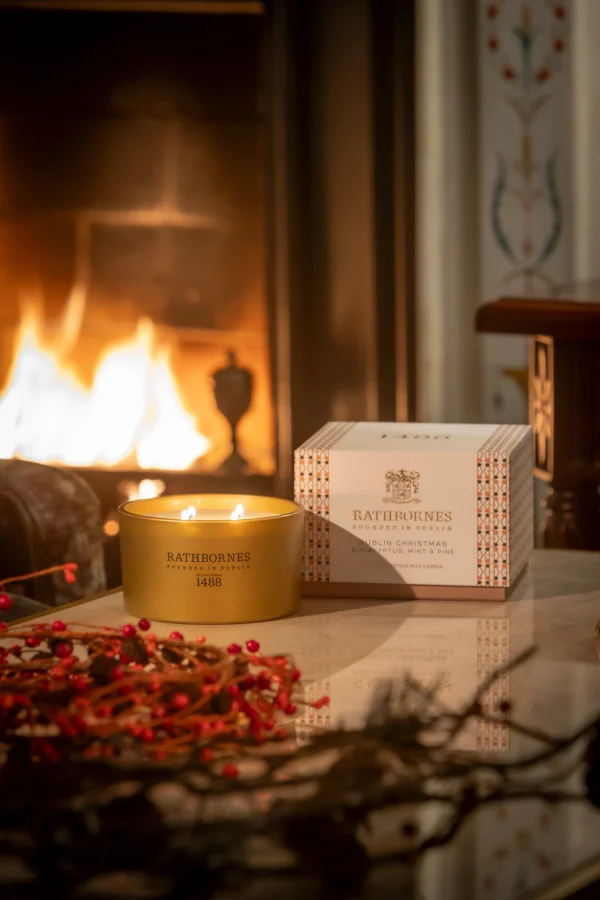 Rathbornes Dublin Christmas Candle